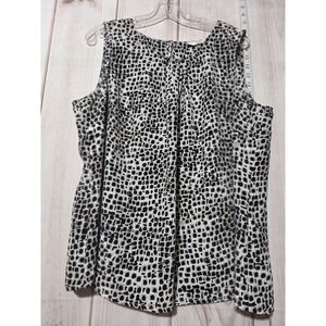 Ladies 1x Black & White Print Sleeveless Blouse Top Career Chiffon Casual